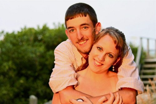 iSing4Him2015's profile picture. English graduate transplanted to the Valley