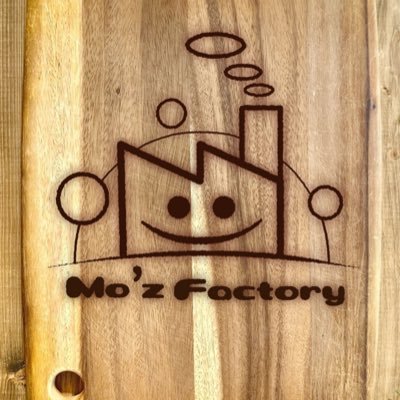 食品サンプルの製造・販売をしておりますMo'z Factory (モズファクトリー)です。