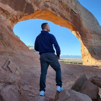 Michaelscott0o's profile picture. Painfree,NewsMax, Coffee, Animal Lover, Football ⚽🏈,Work alone, Political free, Sports Sprat,  Views are my Own, Engineering, Housing, Roofing, Christi, NoPORN