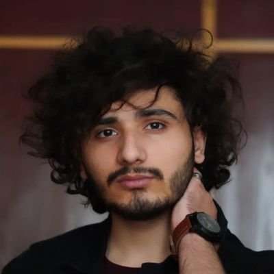 m3hdiys's profile picture. ناقوسِ سهمگینِ کلمات در ذهنم می پیچد