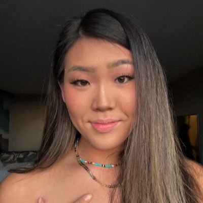 itsCindyKim's profile picture. somewhere in the desert