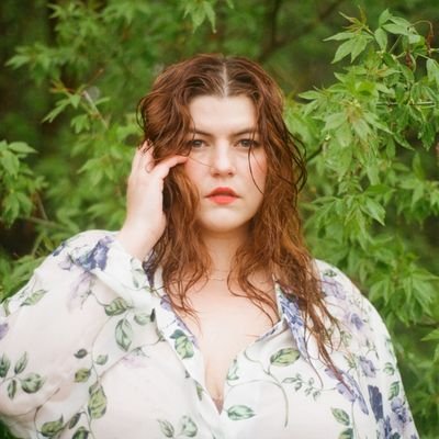 Photographer | Writer | (Plus Size) Lady Trying To Dress Herself | She / Her