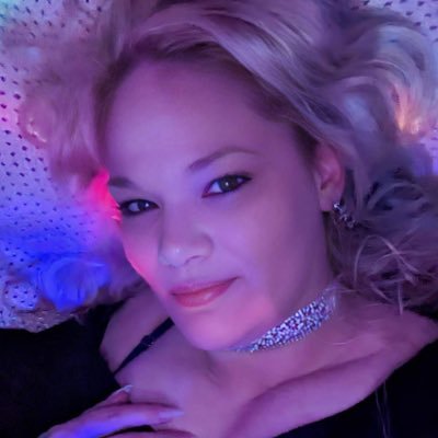 hu3ra_chula's profile picture. ART NOT WAR!!!