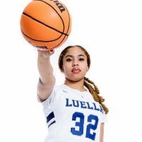 5’11 Basketball ⭐️ ⛹🏻‍♀️ 🦁 Luella HS #32 • Class of 24’ 🍀 Zone 6 Celtics *•.¸♡ 𝐆𝐨𝐝’𝐬 𝐂𝐡𝐨𝐬𝐞𝐧 𝐂𝐡𝐢𝐥𝐝 ♡¸.•*