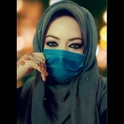 Bisma28120's profile picture. 