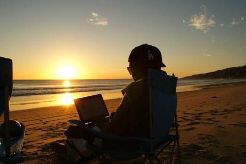 PaulosBerhe's profile picture. Just dropped a new track on YouTube called iRock.
http://t.co/CtL6EDIdT7
#teamiRock