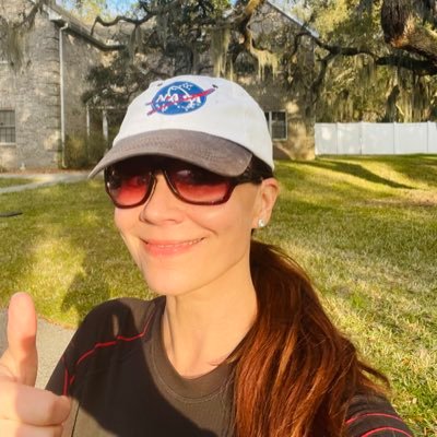 Finnish-American Space plasma physicist. Interested in space, waves, art, space tech, neuroscience and aerospace physiology.