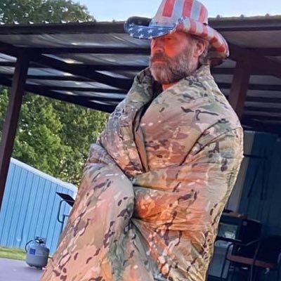 realfortflink's profile picture. Army vet, Blackhawk pilot, bitter clinger.