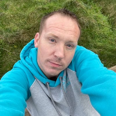 originallefy's profile picture. Aston Villa fan, hgv class 1 driver#lions logistics#scania #tramping