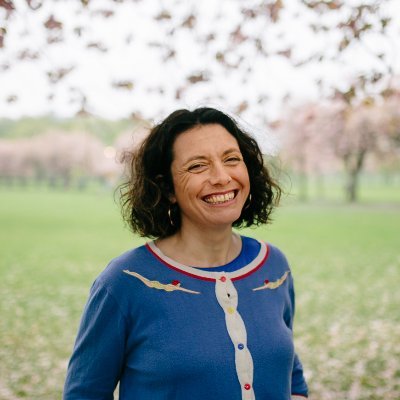 Dr Ariane Critchley Profile