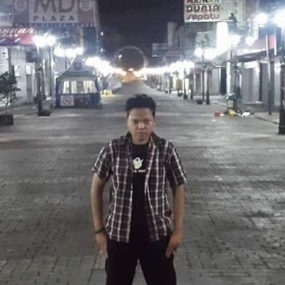 asepsubhanz's profile picture. Kalau bisa dipersulit, kenapa harus di permudah.
- Wakanda Land -