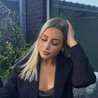 SappyEurli's profile picture. NFT’s | Bullish on spreading love in the space. 🤍🦋