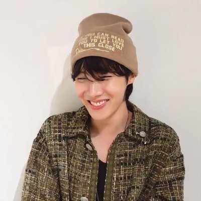 Vivo por @BTS_twt ╍𝔹𝕋𝕊 ℙ𝔸𝕍𝔼𝔻 𝕋ℍ𝔼 𝕎𝔸𝕐╍ #Taehyung 𝘺 𝘺𝘰 𝘦𝘴𝘤𝘶𝘤𝘩𝘢𝘯𝘥𝘰 𝘳𝘰𝘭𝘪𝘵𝘢𝘴 𝘥𝘦 𝘍𝘳𝘢𝘯𝘬 𝘚𝘪𝘯𝘢𝘵𝘳𝘢💐 ☾☀︎『 #kookmin 』ᰔᩚ