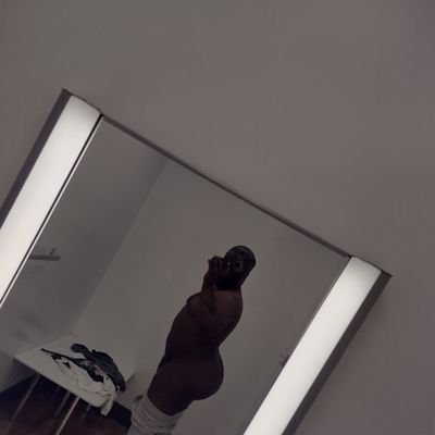 š«§Aquarius -š
/ Scorpio _š“_š¦ /Discreet-Masc.