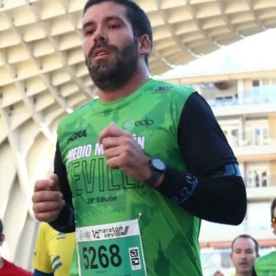 Sigue el camino y buscate tu futuro, tu eres el dueño de tu futuro.