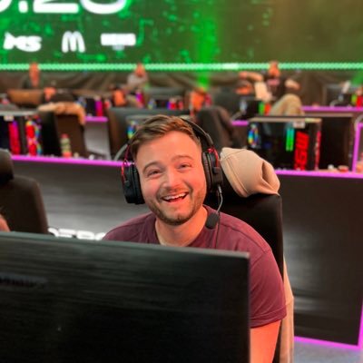 31 | TikTok (300k+) | @twitch Streamer (10k) | | managed by @4cast4c 📧 - turns@4castmg.co.uk