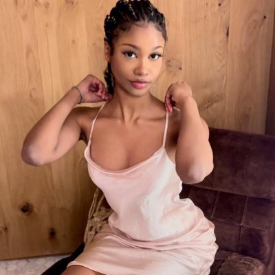 amenta ❤︎ 20📍honolulu pisces ☼ scorpio⇧ libra☽ i do tarot