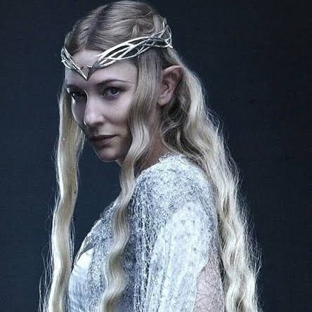 DamlaSakzKokusu's profile picture. İmalat tarihi:1988...Terazi / Bir avuç kadın...