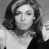 Mrs Robinson (@taggtraden) 's Twitter Profile