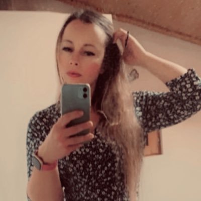 zouzoubchka Profile Picture