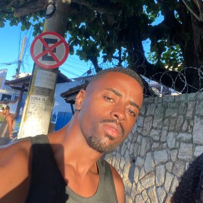 Seja bem-vindo(a) Inst:Lzsilva76 https://t.co/WVemn6J6uD Verão 🌞 Carioca raiz 💪🏿 021🏠 Praia 🏖🌊