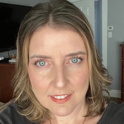 michelle321_e's profile picture. 