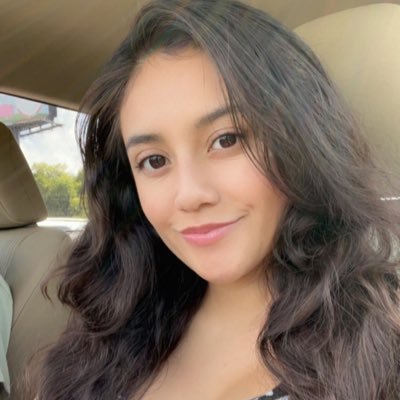 Michelle61001's profile picture. .