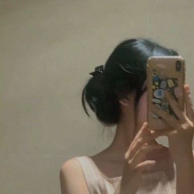 ERwong1989's profile picture. 