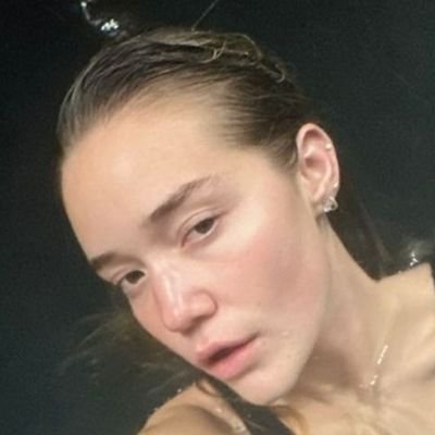ratewomen24's profile picture. It's just fantasies.