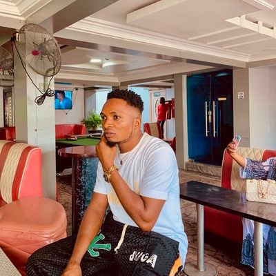YoungDegreat3's profile picture. Music