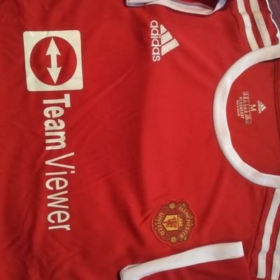 Former Intelligence Operative in the Ministry of Home Affairs (Republic of Zim) , MUFC ( blood is red) lifelong United fan.