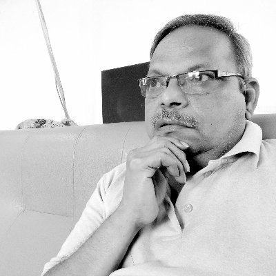 My old ID @gselvaraj1234பாதி நிரம்பிய தேநீர்கோப்பையை போன்றதொரு வாழ்க்கை... தீர்ந்துபோன பாதியை எண்ணி வருந்துவதா, மீதமிருப்பதை ருசிப்பதா என்ற குழப்பத்தில்நகரும்