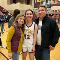 Madelyn Ducheneaux (@madelynduchx) 's Twitter Profile