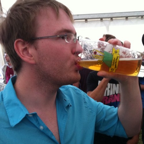 Flukey_2003's profile picture. 