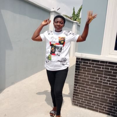 TinaUdoh14's profile picture. 