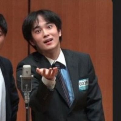 aonokamimori's profile picture. WCS28期/フリー
一人ぼっちでアランと名乗ってた時期があります
蒼の胡蝶蘭というコンビでお笑いのモノマネをしています
ねこじゃらしで猫をじゃらしたことあります
座右の銘は「ロコモコ丼5、6個」です

どうぞよろしくお願いします
