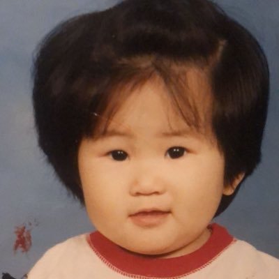 aslisenacakmak's profile picture. Atanamamış peggy gou