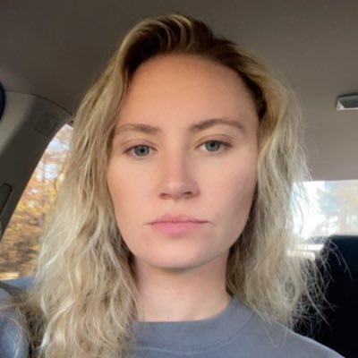 tayyyye's profile picture. The less I needed, the better I felt.