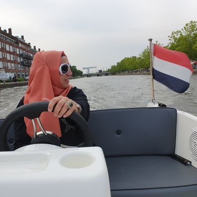 Kochavva's profile picture. 🇹🇷🇳🇱 HetLevenVanEenMoslimKind 1/2/3/4 author of the books / Screenwriterof the KSTR Pre-school teacher / Theologian 🇳🇱🇹🇷