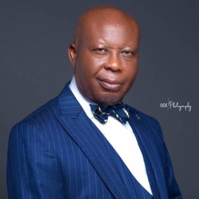 Lawyer, husband, father, Arbitrator, lover of peace, Liverpool FC Fan.