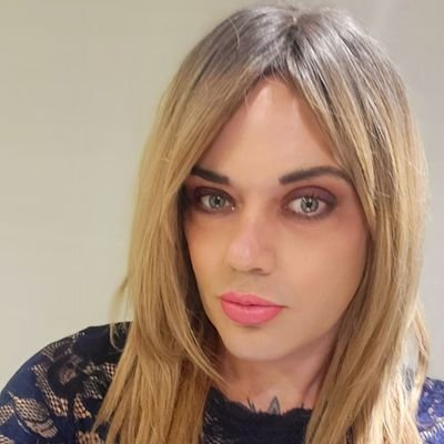 Ellietranswoman's profile picture. Im 38 
https://t.co/YxwU2YDRa9

Instagram 📷  elliecarless