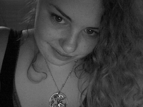 I do it to him right, sittin' good
handle my business, like a big girl should.