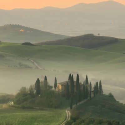 h19950105a's profile picture. 生活不能等别人来安排，要自已去争取和奋斗；而不论其结果是喜是悲，但可以慰藉的是，你总不枉在这世界上活了一场。