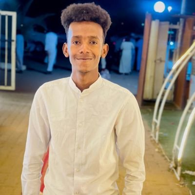 MTreefi's profile picture. في الشاارع نهتف ..... في قصرك ترجف