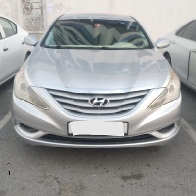 Yousef91332954's profile picture. WhatsApp 00971588146716