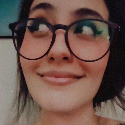 Mar 🌷✨ | Descubriendo mi esencia 🎨🖌 | Amante del lettering & la ilustración digital 🧡 | Podcaster & Streamer en @SunyMar_Oficial 🍊🎙️