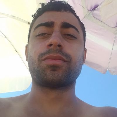 libertário em aprendizado buscando informaçao e felicidade nessa rede de dodói
direitos naturais acima de tudo, qualquer outra coisa é questão de estudo