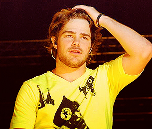 peter_israel's profile picture. Fans Club Oficial Internacional de Peter Lanzani SEDE ISRAEL.