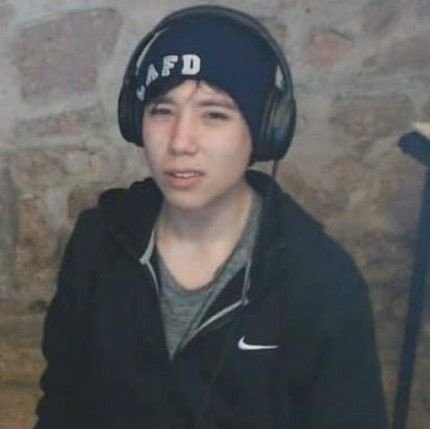 ilvsgeorge's profile picture. viendo twd con george y tommy