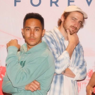@thecarlospena y @heffrondrive mis varones || 26.02.23 🇦🇷
#1 blow your speakers stan